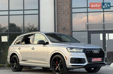 Внедорожник / Кроссовер Audi Q7 2019 в 