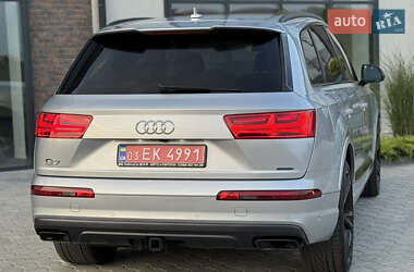 Внедорожник / Кроссовер Audi Q7 2019 в 