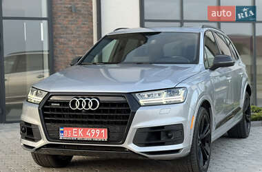 Внедорожник / Кроссовер Audi Q7 2019 в 