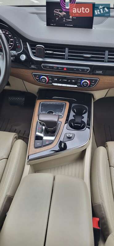 Позашляховик / Кросовер Audi Q7 2018 в Львові фото 16 Позашляховик / Кросовер Audi Q7 2018 в Львові