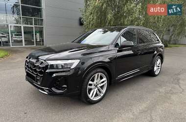 Позашляховик / Кросовер Audi Q7 2024 в Києві