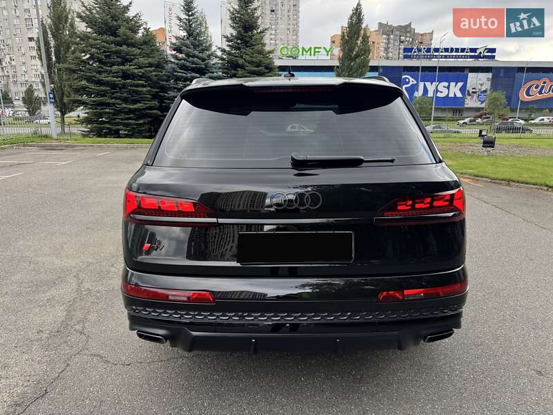 Внедорожник / Кроссовер Audi Q7 2024 в Киеве