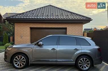 Внедорожник / Кроссовер Audi Q7 2017 в Виннице