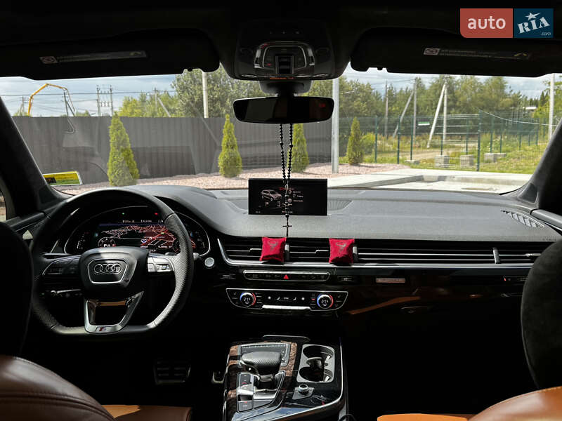 Внедорожник / Кроссовер Audi Q7 2016 в Львове