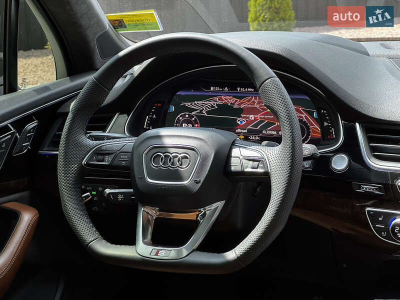Внедорожник / Кроссовер Audi Q7 2016 в Львове