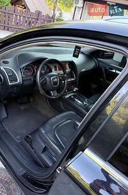 Внедорожник / Кроссовер Audi Q7 2006 в 