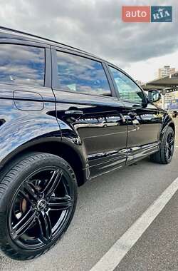 Внедорожник / Кроссовер Audi Q7 2015 в 