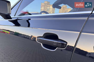 Внедорожник / Кроссовер Audi Q7 2017 в 