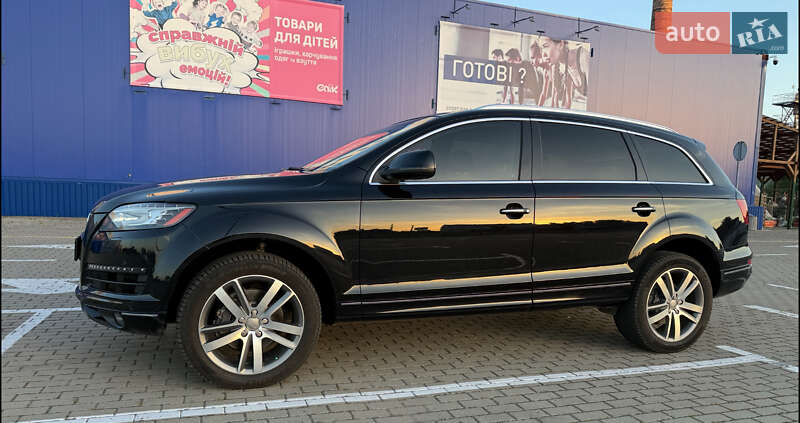 Позашляховик / Кросовер Audi Q7 2013 в Нововолинську