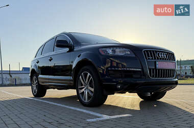 Внедорожник / Кроссовер Audi Q7 2013 в 