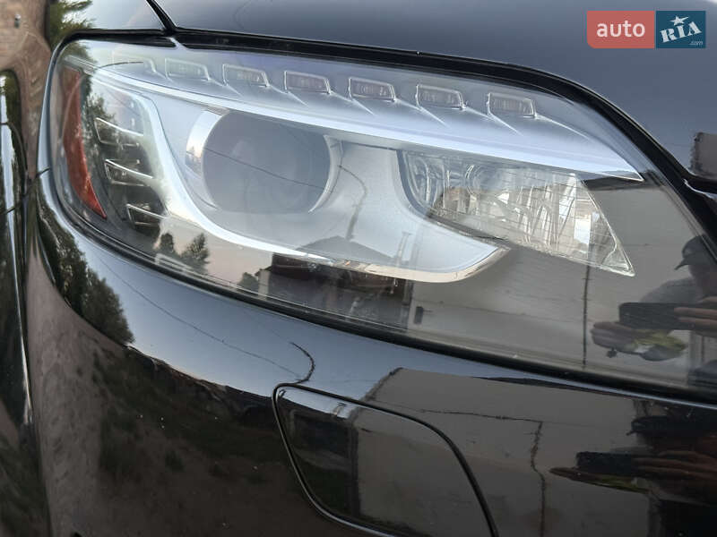 Позашляховик / Кросовер Audi Q7 2013 в Нововолинську