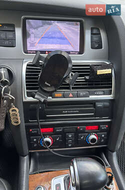 Внедорожник / Кроссовер Audi Q7 2012 в 