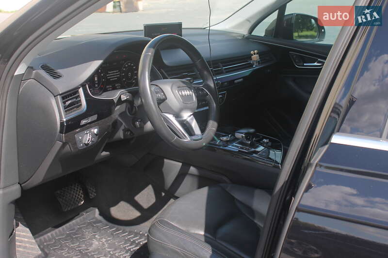 Внедорожник / Кроссовер Audi Q7 2015 в Львове