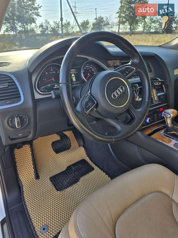 Внедорожник / Кроссовер Audi Q7 2012 в Запорожье