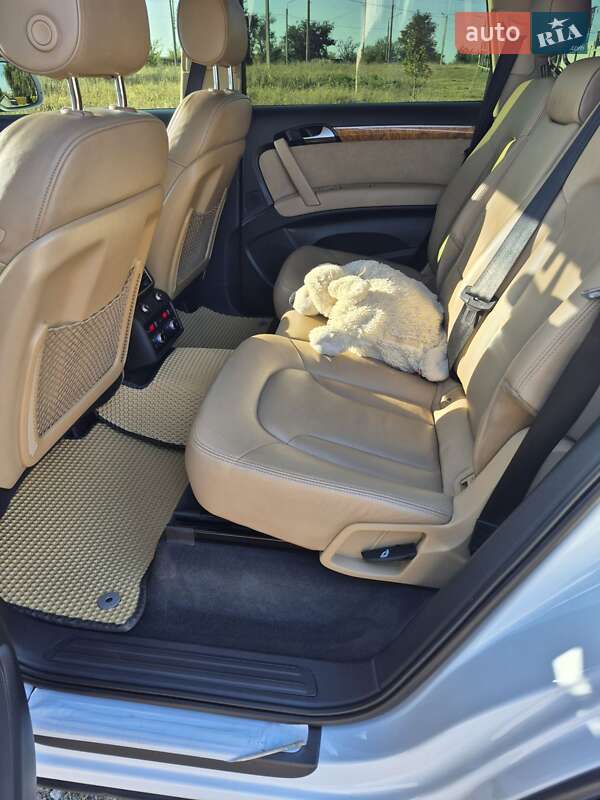 Внедорожник / Кроссовер Audi Q7 2012 в Запорожье