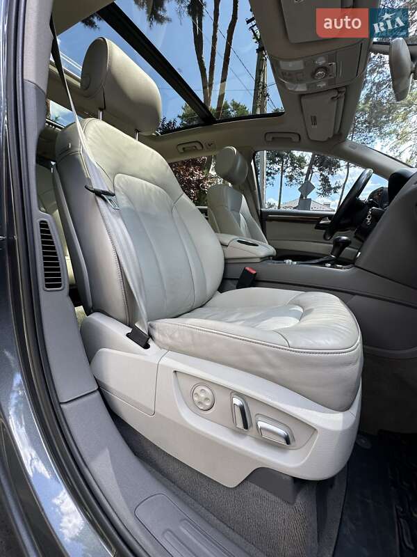 Внедорожник / Кроссовер Audi Q7 2013 в Белогородке