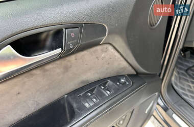 Внедорожник / Кроссовер Audi Q7 2009 в 