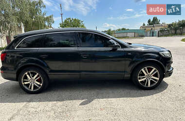 Внедорожник / Кроссовер Audi Q7 2009 в 