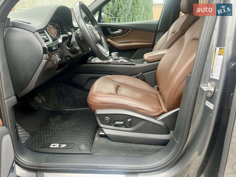 Позашляховик / Кросовер Audi Q7 2017 в Мукачевому фото 4 Позашляховик / Кросовер Audi Q7 2017 в Мукачевому