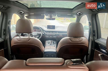Внедорожник / Кроссовер Audi Q7 2017 в 