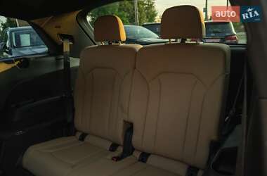 Внедорожник / Кроссовер Audi Q7 2021 в 