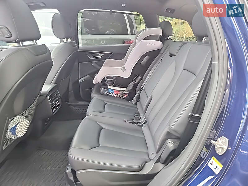 Позашляховик / Кросовер Audi Q7 2022 в Чернігові