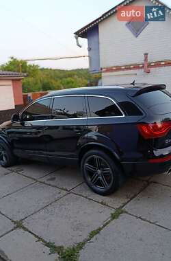 Позашляховик / Кросовер Audi Q7 2006 в 