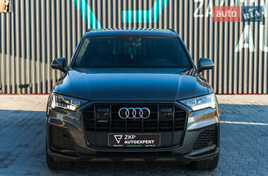 Внедорожник / Кроссовер Audi Q7 2019 в 