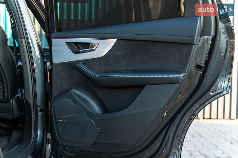 Внедорожник / Кроссовер Audi Q7 2019 в Мукачево