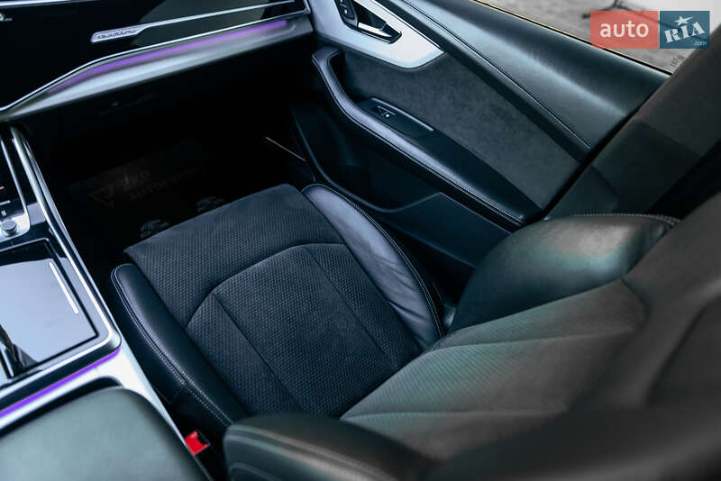 Внедорожник / Кроссовер Audi Q7 2019 в Мукачево