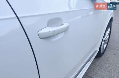 Внедорожник / Кроссовер Audi Q7 2020 в 
