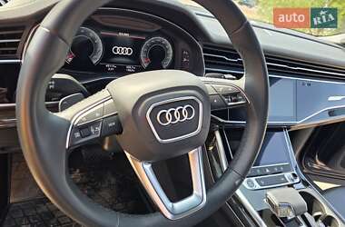 Внедорожник / Кроссовер Audi Q7 2023 в 