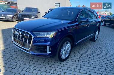 Внедорожник / Кроссовер Audi Q7 2021 в 