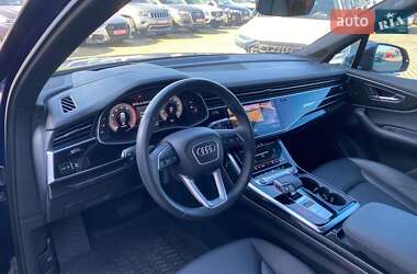 Внедорожник / Кроссовер Audi Q7 2021 в 