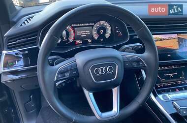 Внедорожник / Кроссовер Audi Q7 2021 в 