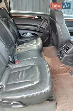 Внедорожник / Кроссовер Audi Q7 2006 в 