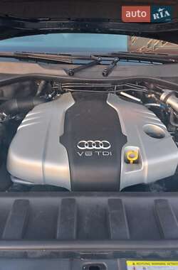Внедорожник / Кроссовер Audi Q7 2014 в 