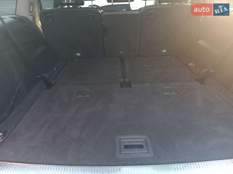 Внедорожник / Кроссовер Audi Q7 2014 в Львове