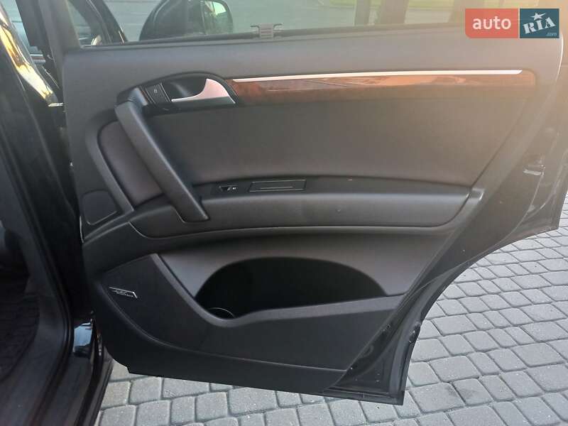 Внедорожник / Кроссовер Audi Q7 2014 в Львове