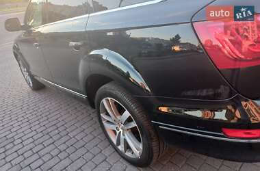 Внедорожник / Кроссовер Audi Q7 2014 в 