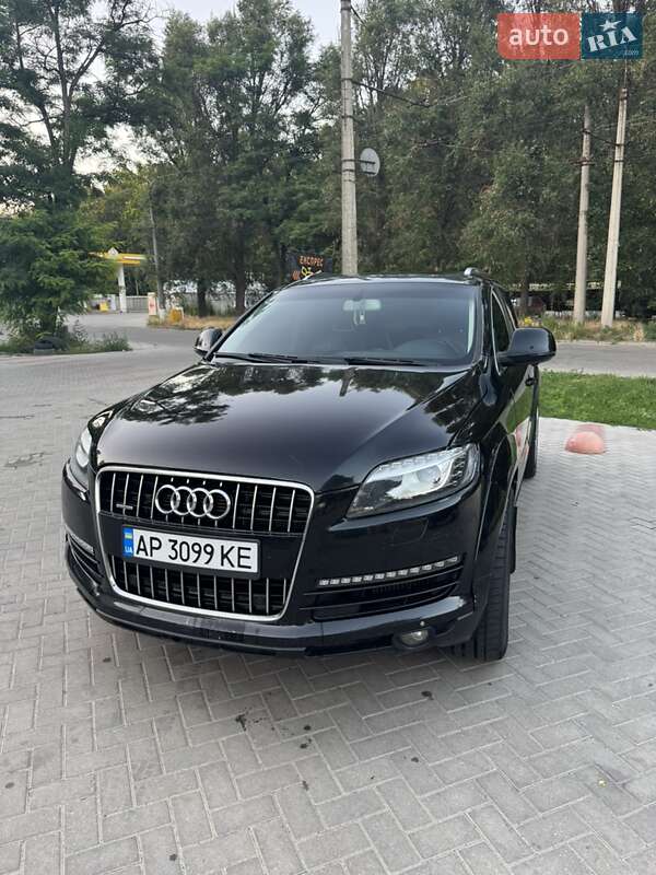 Внедорожник / Кроссовер Audi Q7 2006 в 