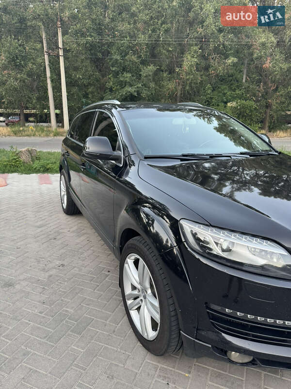 Позашляховик / Кросовер Audi Q7 2006 в Запоріжжі