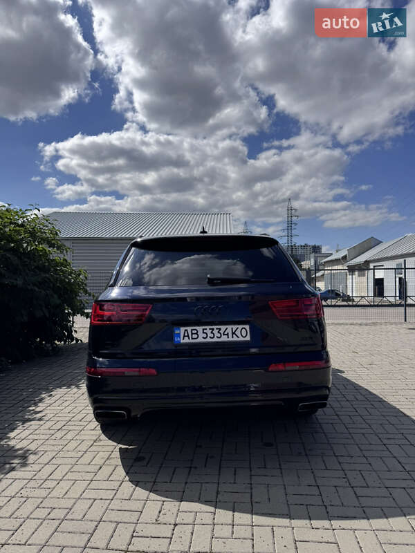 Внедорожник / Кроссовер Audi Q7 2016 в Львове