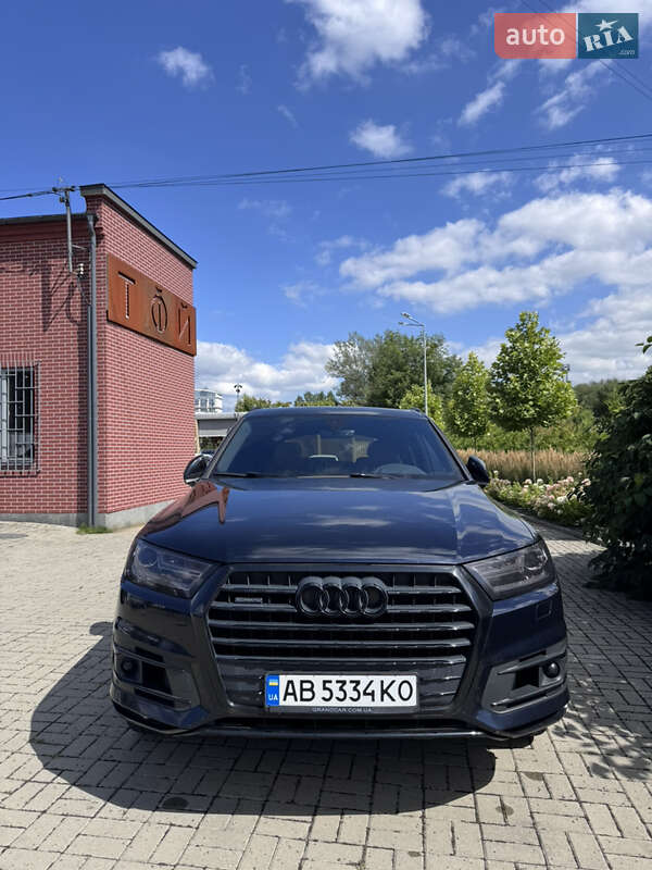 Внедорожник / Кроссовер Audi Q7 2016 в Львове