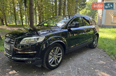 Позашляховик / Кросовер Audi Q7 2007 в 