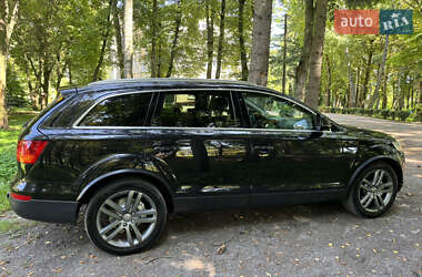 Позашляховик / Кросовер Audi Q7 2007 в 