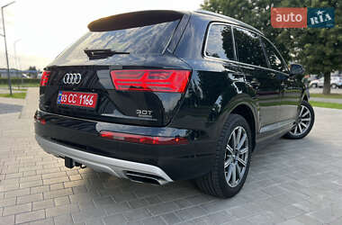 Внедорожник / Кроссовер Audi Q7 2017 в 