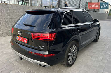 Внедорожник / Кроссовер Audi Q7 2017 в 