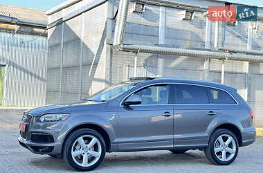Внедорожник / Кроссовер Audi Q7 2012 в 