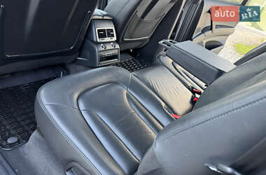 Внедорожник / Кроссовер Audi Q7 2012 в 
